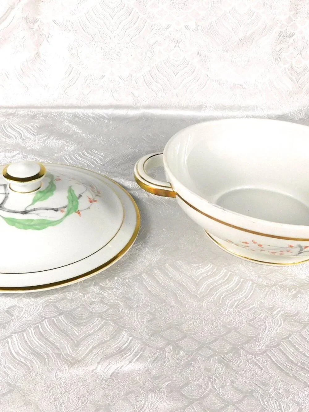 Thomas Covered Casserole Dish # 27581
